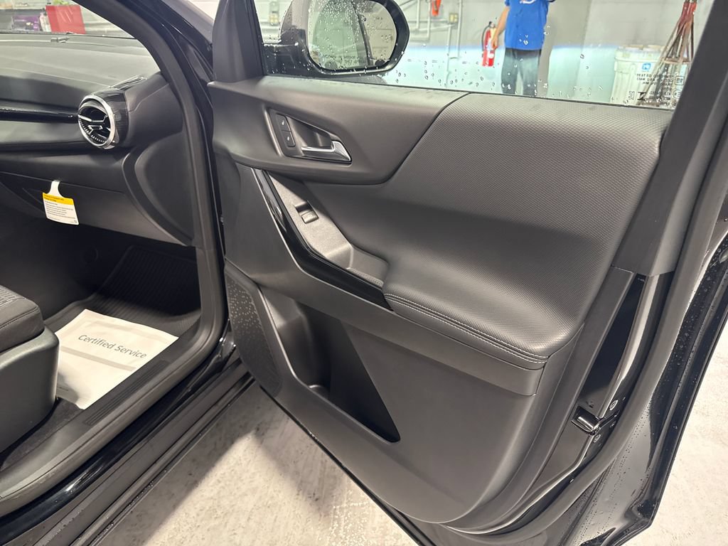 New 2026 Chevrolet Equinox LT w/ Safety and Technology Package AWD/4WD image 37