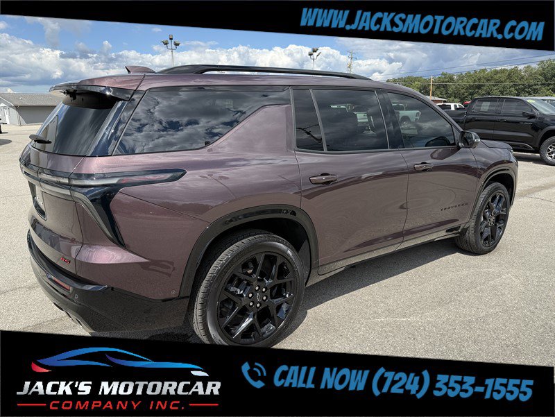 Used 2024 Chevrolet Traverse RS w/ LPO, Floor Liner Package image 3