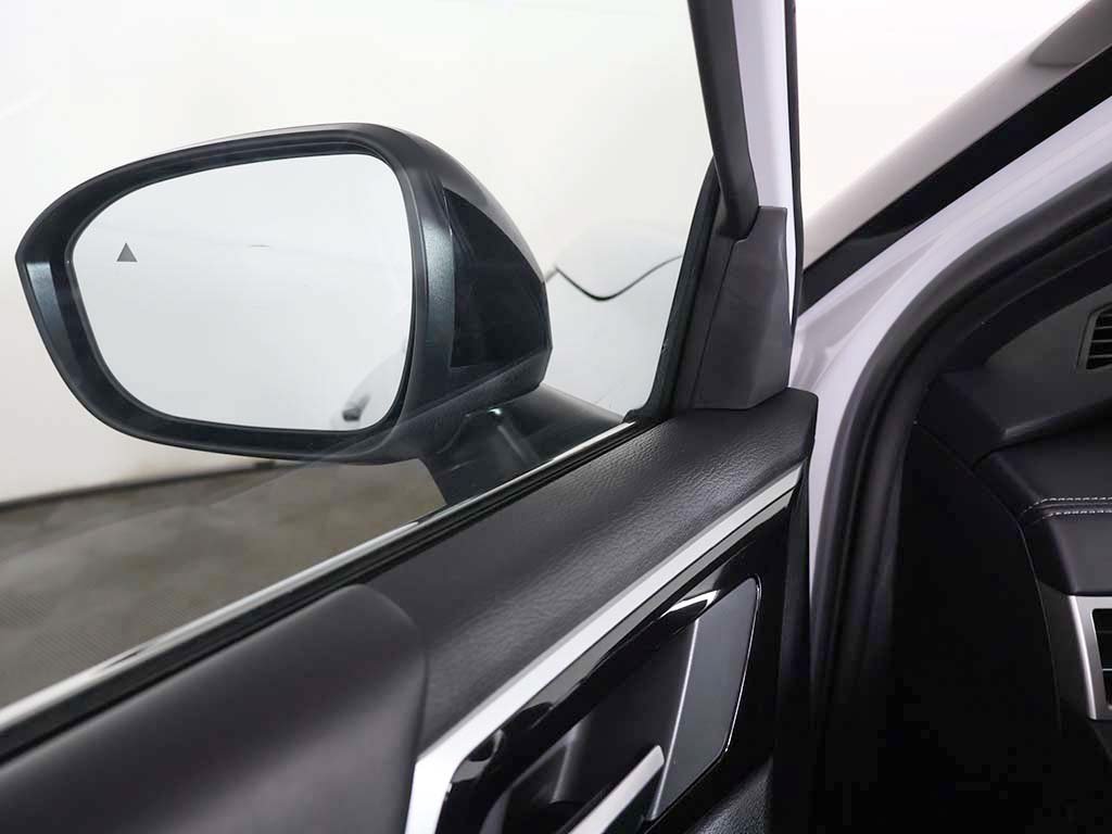 New 2026 Mitsubishi Outlander LE AWD/4WD image 33