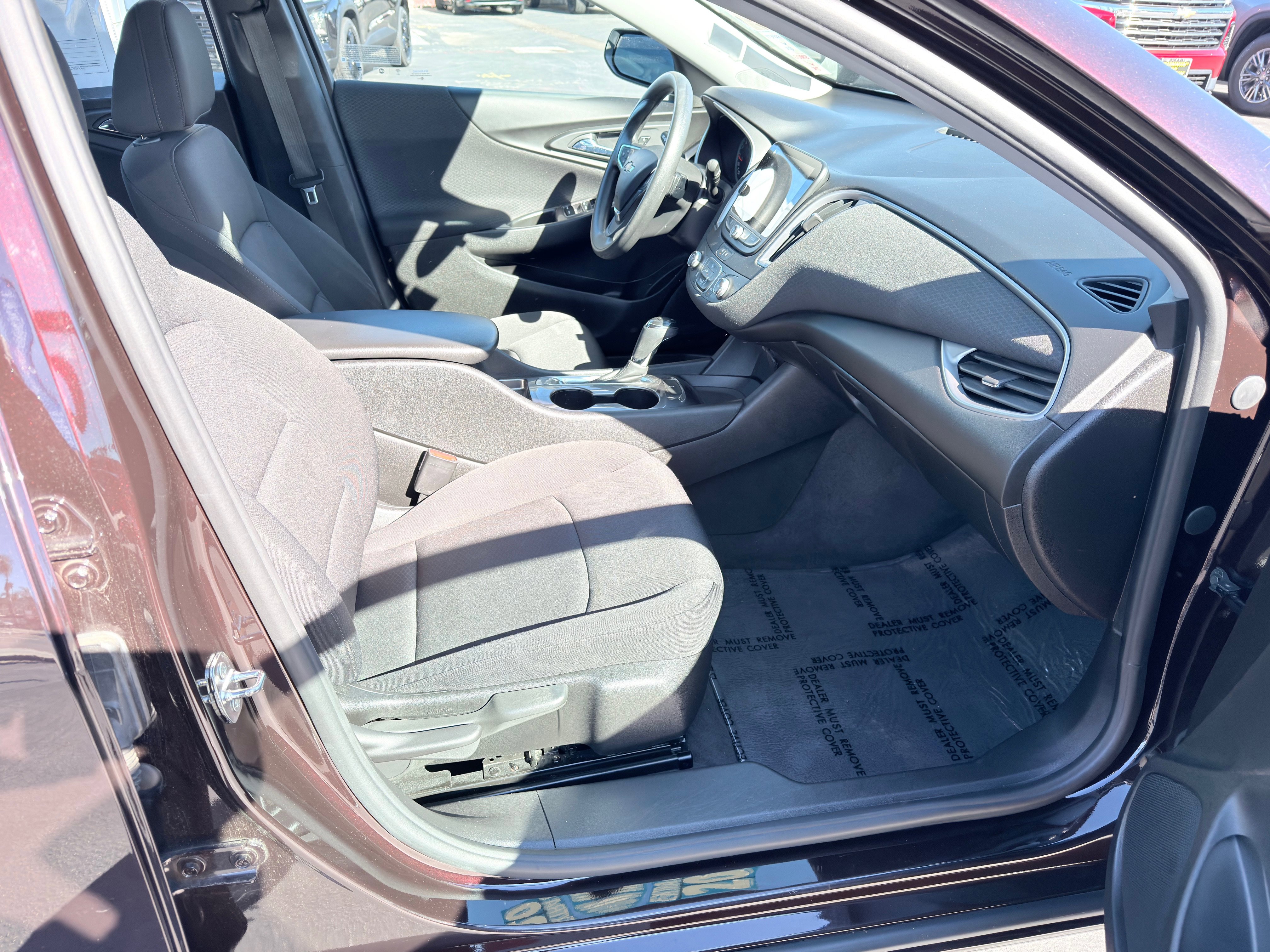 Used 2020 Chevrolet Malibu LS w/ LPO, Convenience Package 1 image 10