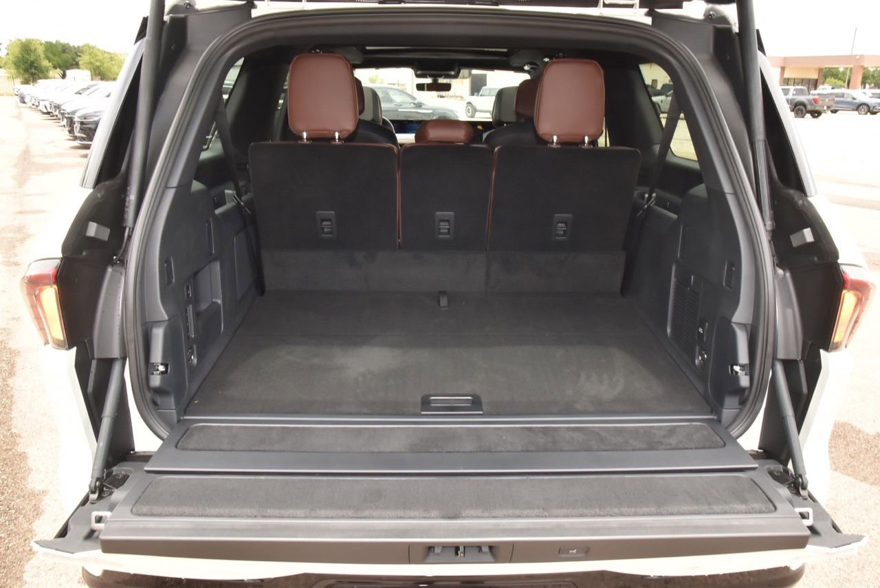 New 2026 Lincoln Navigator L Reserve AWD/4WD image 40
