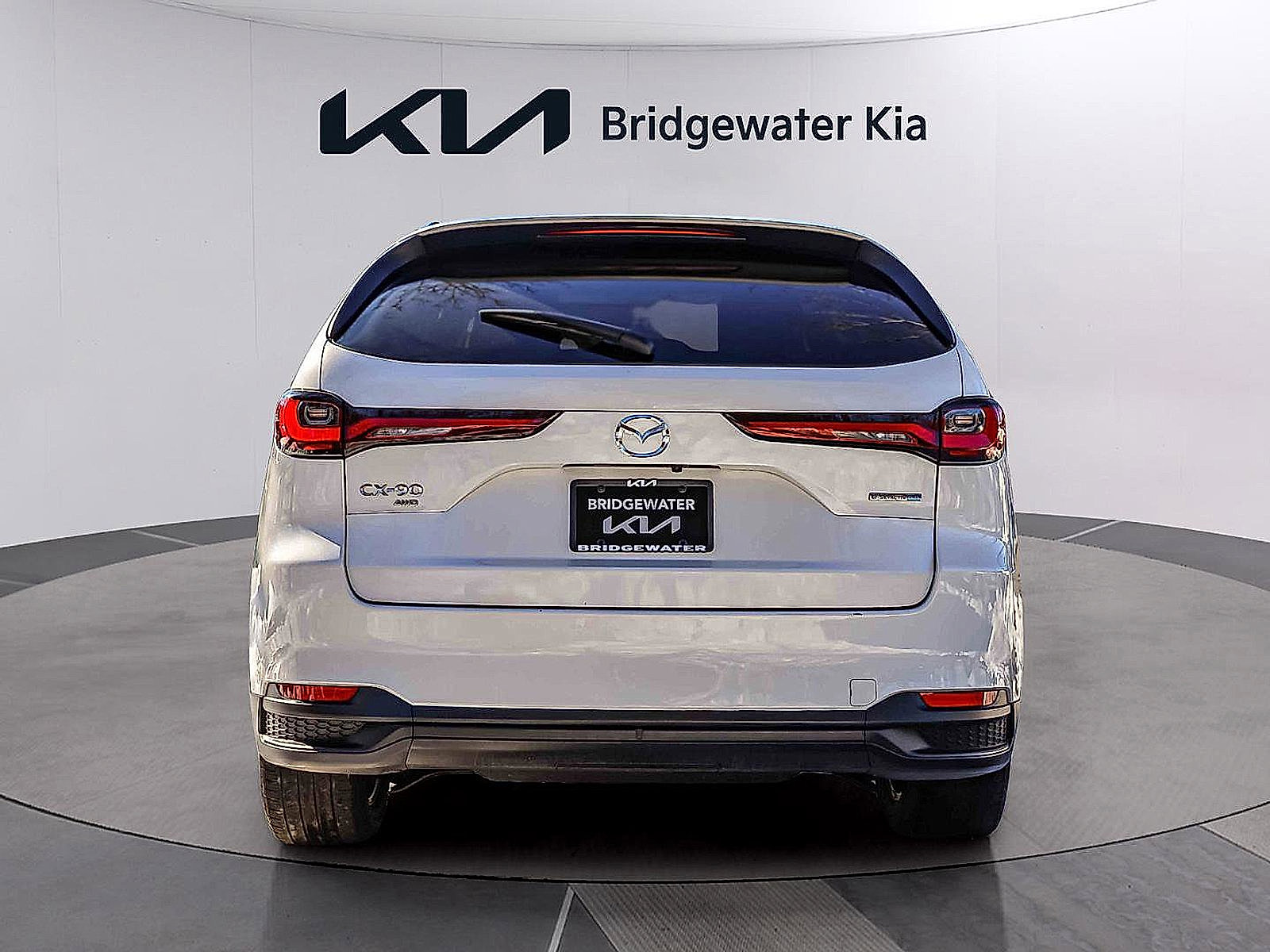 Used 2024 MAZDA CX-90 Plug-In Hybrid w/ Preferred image 5