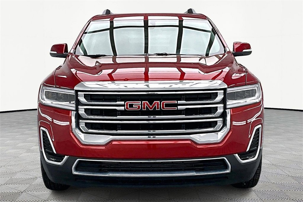 Used 2023 GMC Acadia SLE w/ Driver Convenience Package image 3