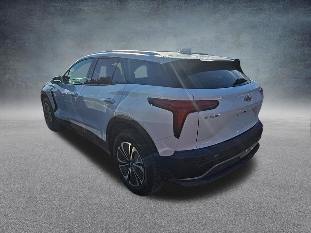 Used 2024 Chevrolet Blazer EV LT AWD/4WD image 4