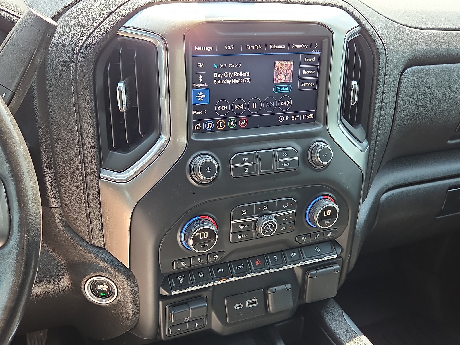 Used 2021 Chevrolet Silverado 2500 LTZ w/ LTZ Texas Edition AWD/4WD image 16