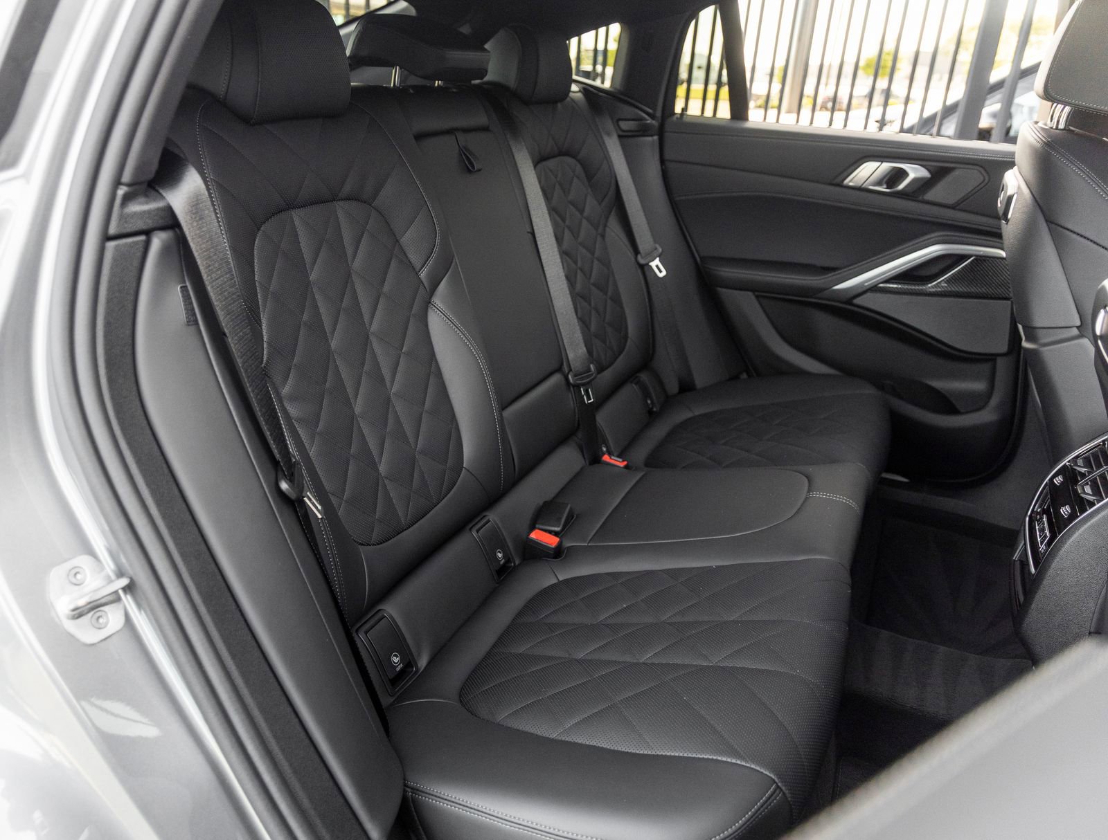 Used 2026 BMW X6 M60i image 46