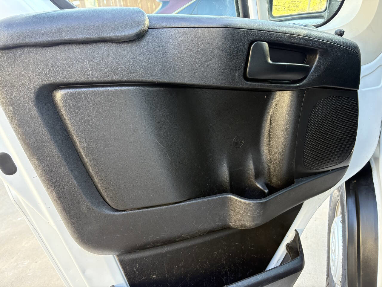 Used 2019 RAM ProMaster 2500 w/ Interior Convenience Group image 9