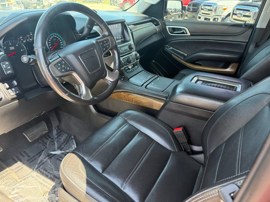 Used 2020 GMC Yukon XL Denali AWD/4WD image 33