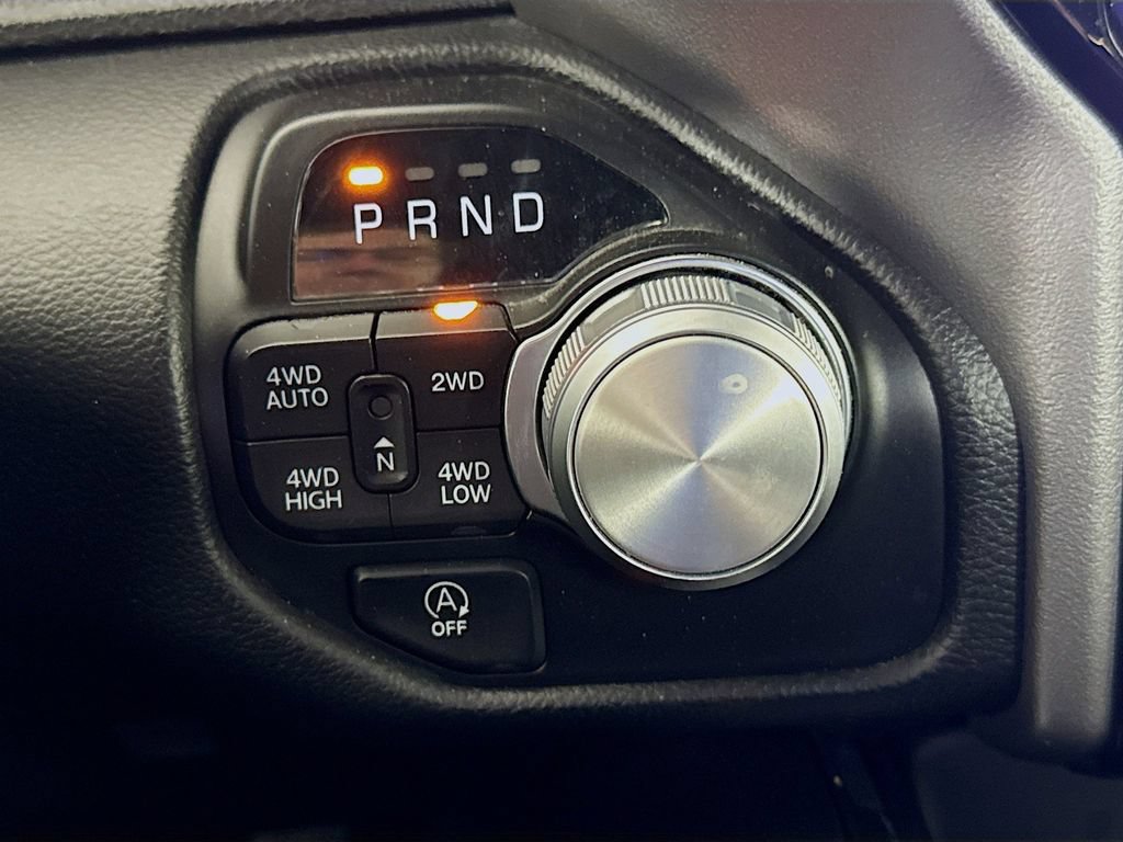 Used 2024 RAM 1500 Laramie AWD/4WD image 17