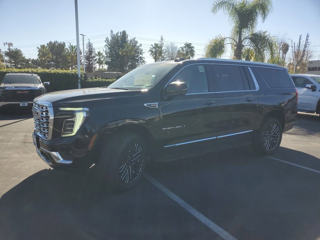 New 2026 GMC Yukon XL Denali image 2