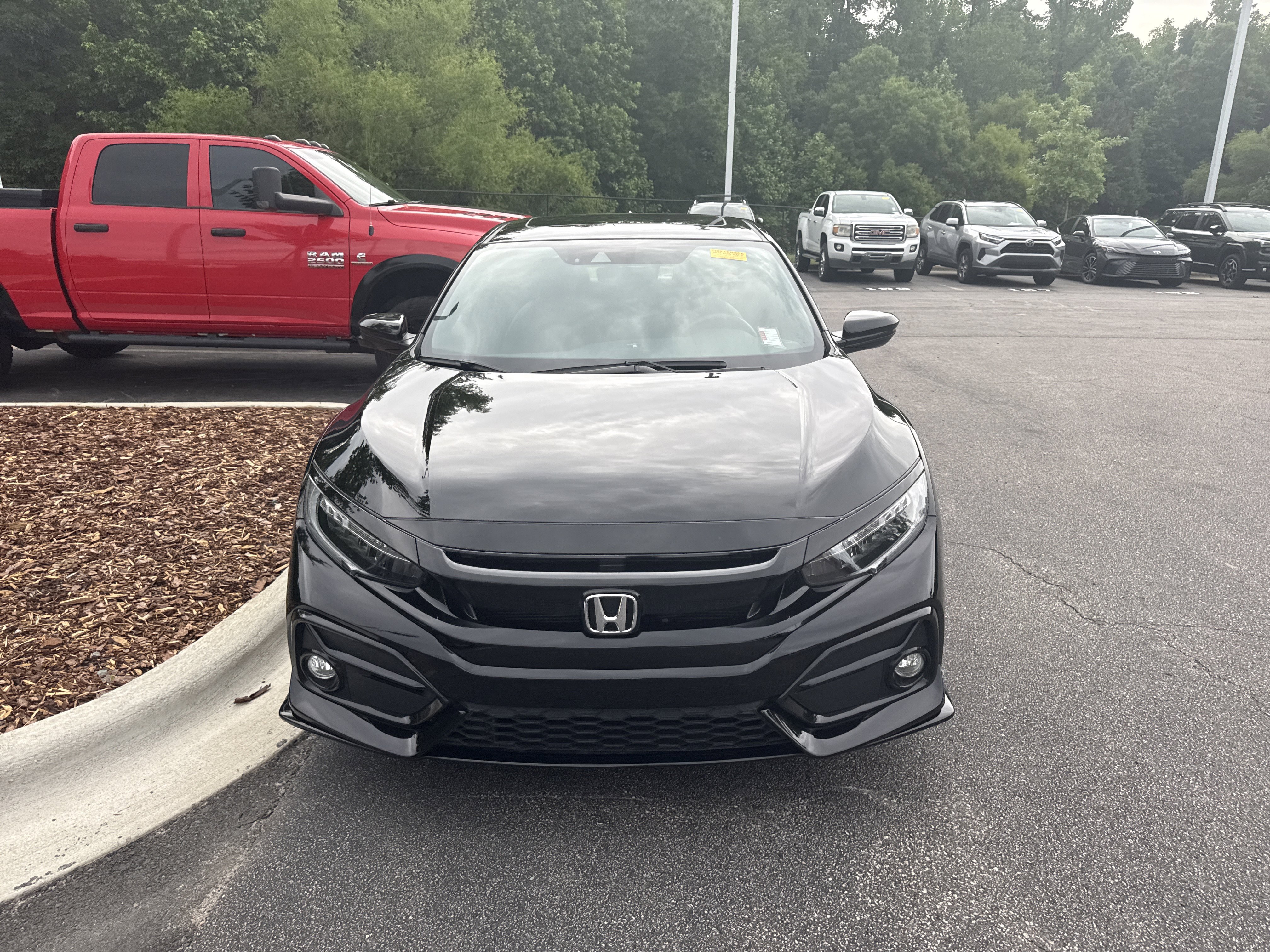 Used 2020 Honda Civic Sport Touring image 2