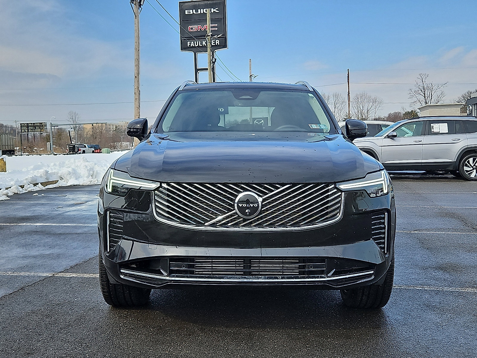 Certified 2025 Volvo XC90 T8 Ultra w/ Protection Package Premier image 2