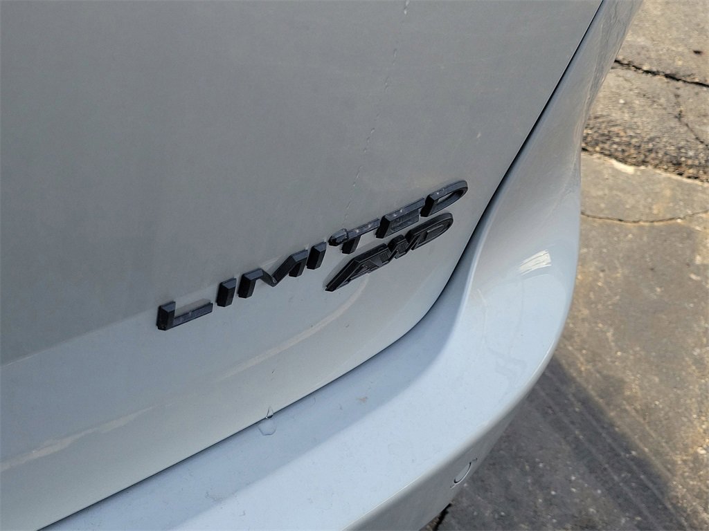 New 2026 Chrysler Pacifica Limited image 6