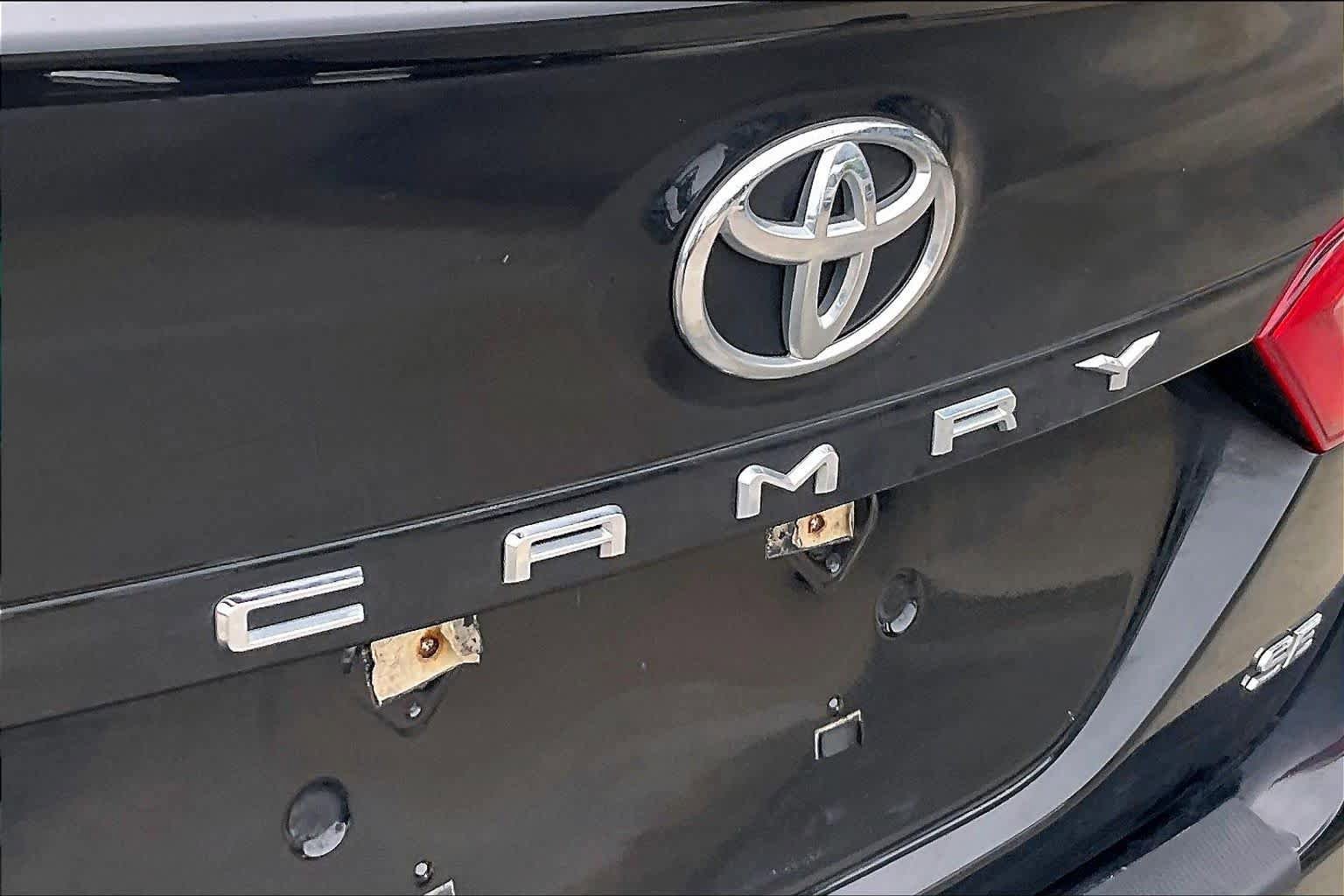 Used 2018 Toyota Camry SE w/ Audio Package FWD image 30