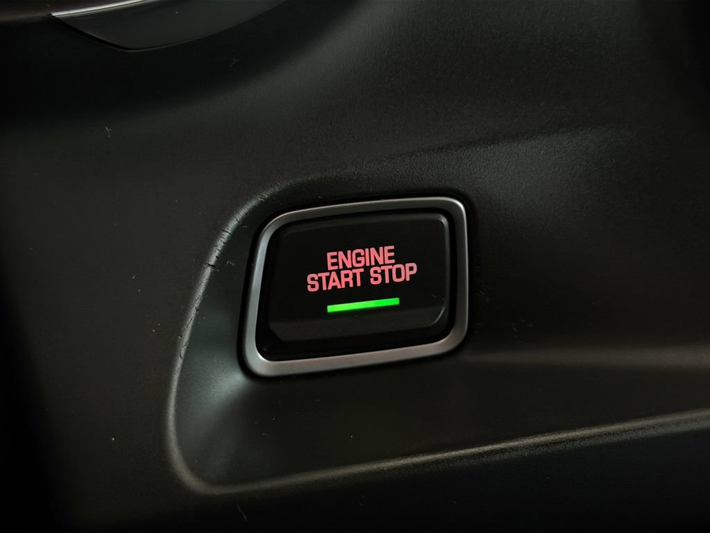 Used 2020 Chevrolet Camaro SS RWD image 40