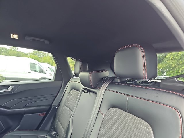 Certified 2024 Ford Escape ST-Line w/ Tech Pack #1 FWD image 16