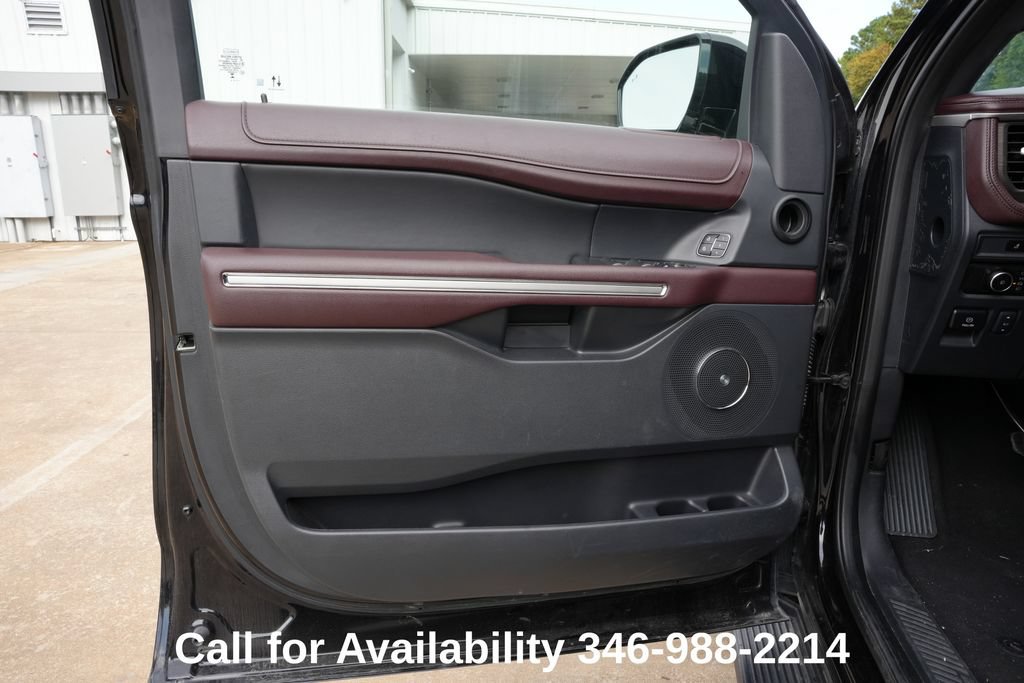 Used 2024 Ford Expedition Max Limited RWD image 19