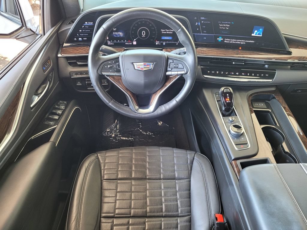 Used 2022 Cadillac Escalade Sport Platinum w/ LPO, ONYX Package AWD/4WD image 8