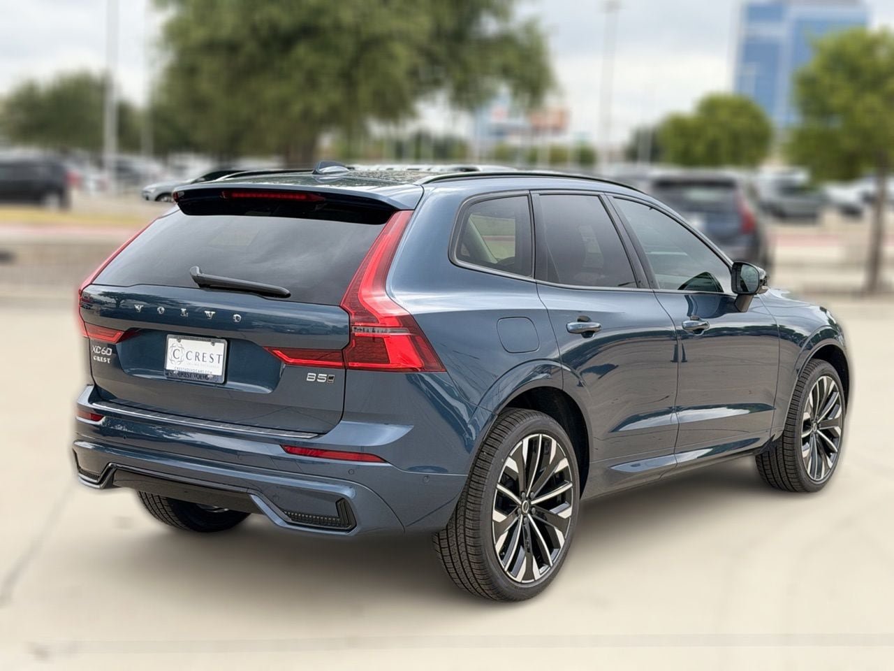 New 2026 Volvo XC60 B5 Ultra w/ Protection Package Premier AWD/4WD image 6