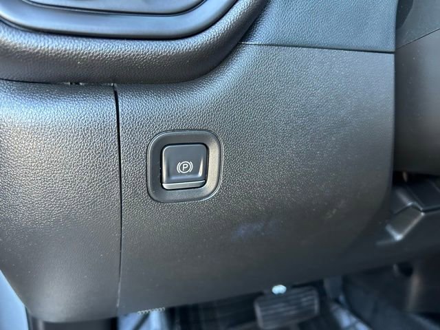 Used 2022 GMC Sierra 2500 Pro w/ Convenience Package image 25