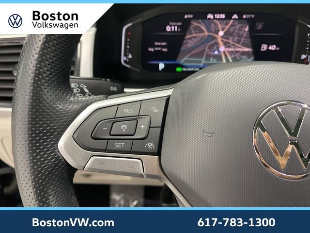 Certified 2022 Volkswagen Atlas SEL R-Line image 18