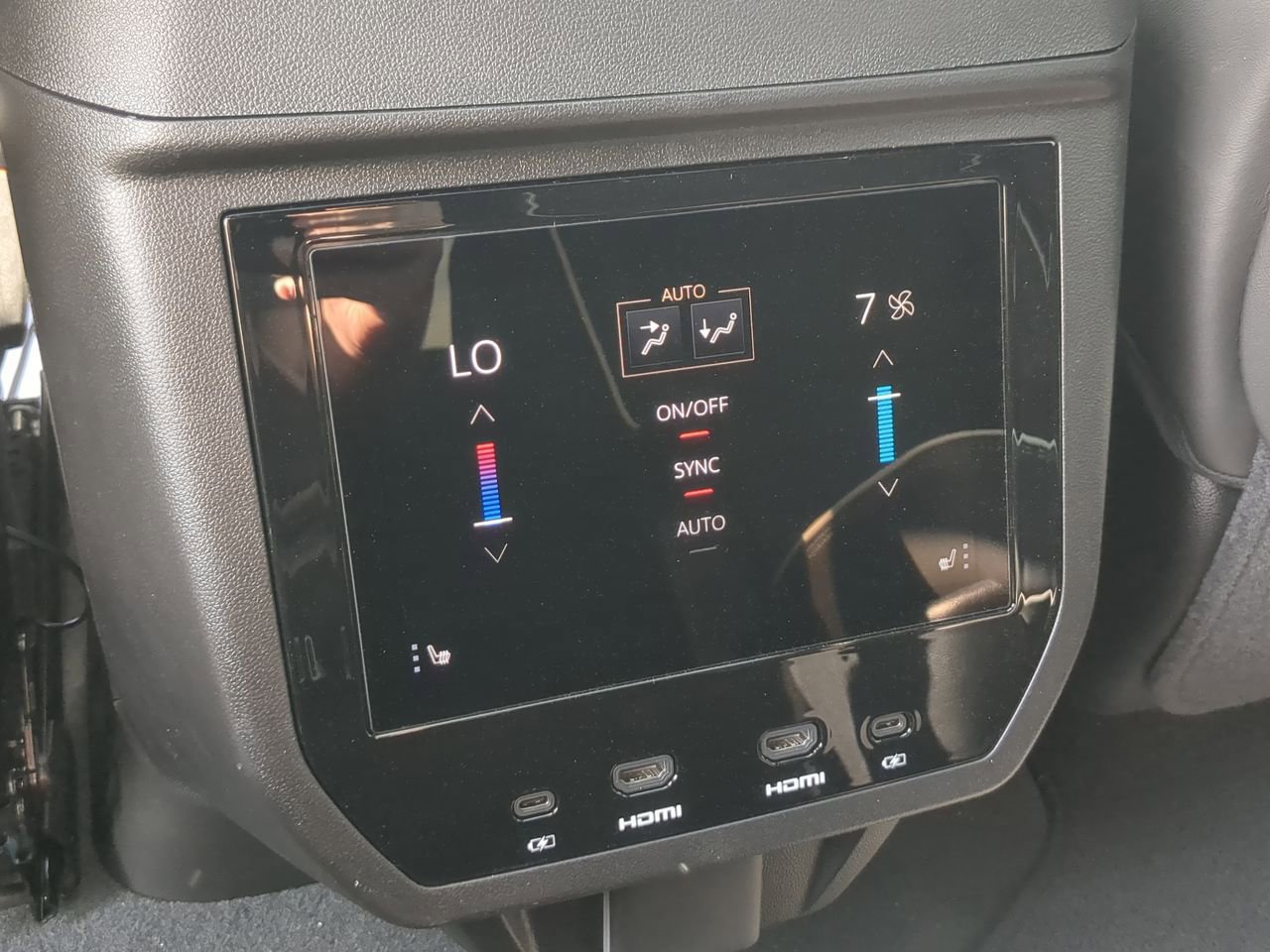 New 2026 GMC Yukon AT4 Ultimate image 22