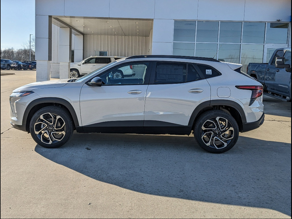 New 2026 Chevrolet Trax RS w/ Driver Confidence Package image 9