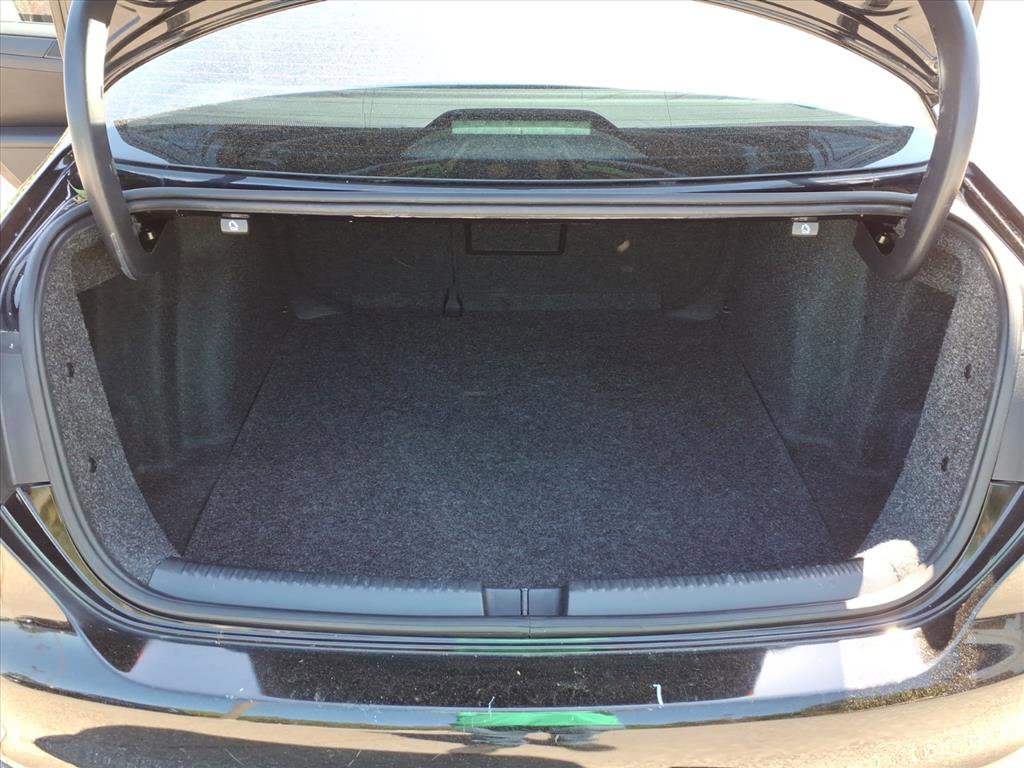 Used 2014 Volkswagen Jetta SE FWD image 14