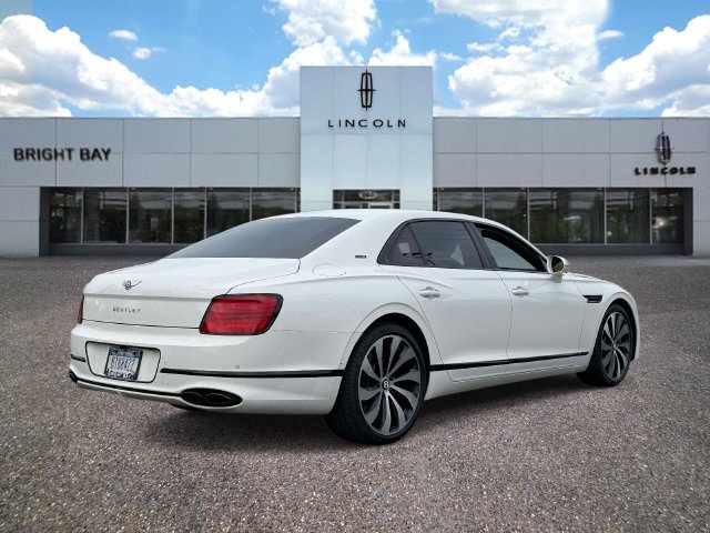 Used 2024 Bentley Flying Spur V8 AWD/4WD image 5