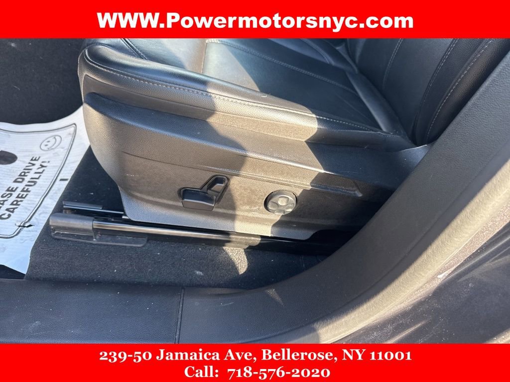 Used 2023 Alfa Romeo Stelvio Ti image 33