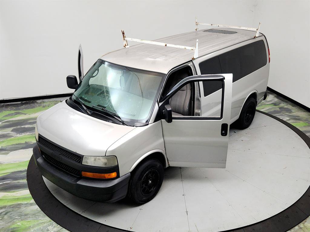 Used 2007 Chevrolet Express 1500 AWD Passenger w/ LT Preferred Equipment Group image 32