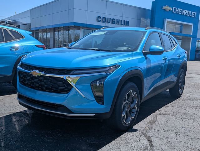 New 2026 Chevrolet Trax LT w/ Driver Confidence Package image 3