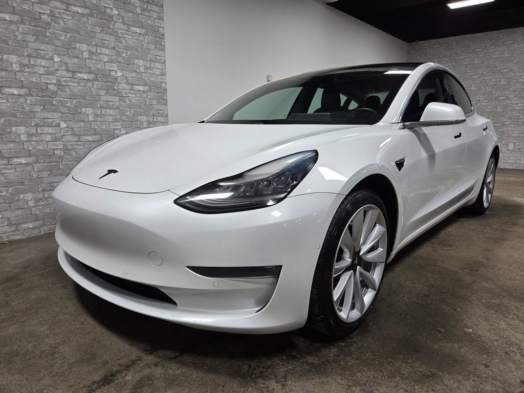 Used 2020 Tesla Model 3 Performance image 5