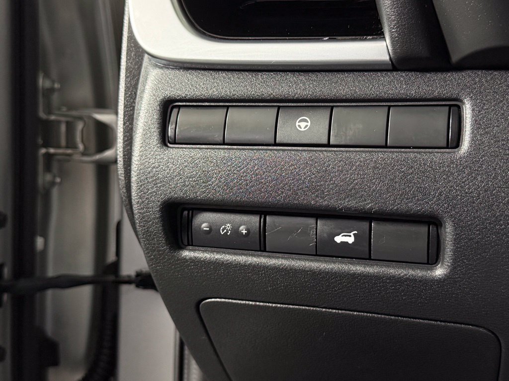 Certified 2023 Nissan Rogue SL w/ SL Premium Package FWD image 23
