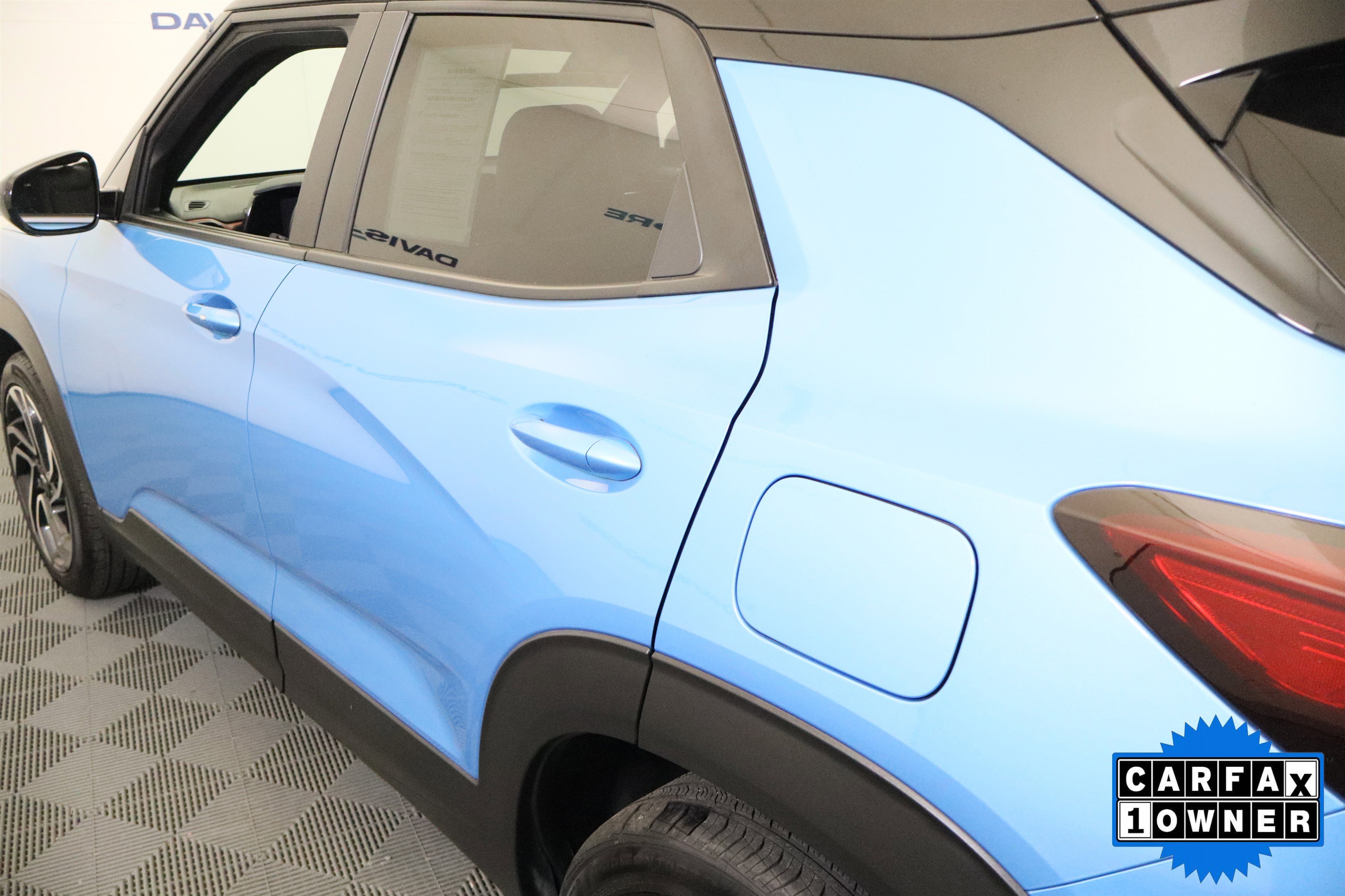 Used 2025 Chevrolet TrailBlazer RS w/ Convenience Package image 11