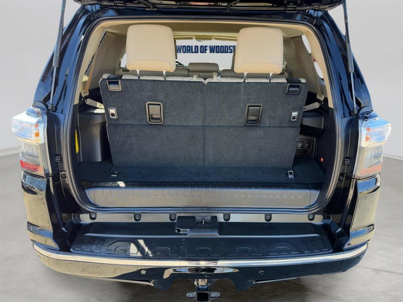 Used 2015 Toyota 4Runner Limited image 33