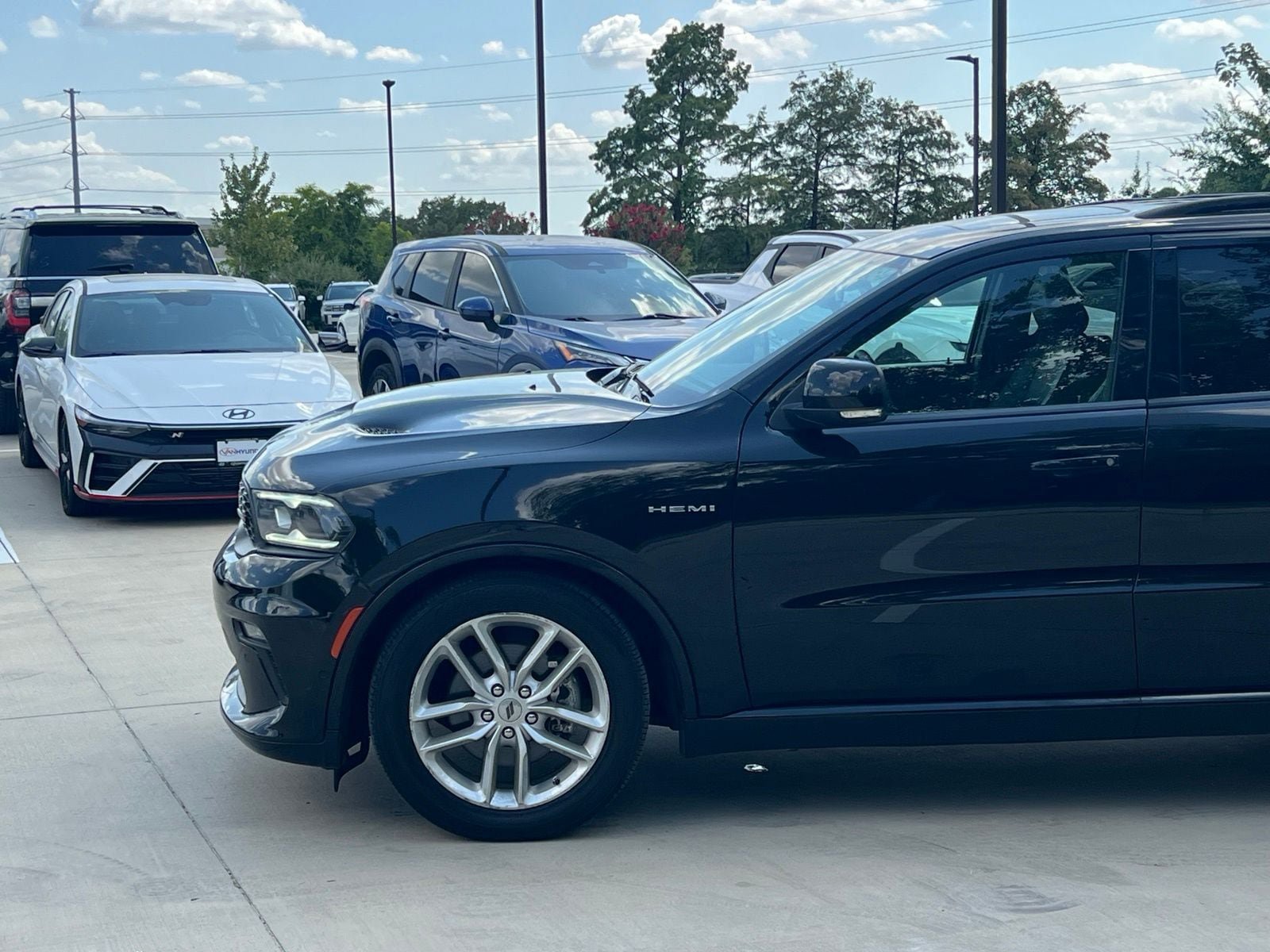 Used 2023 Dodge Durango R/T AWD/4WD image 7