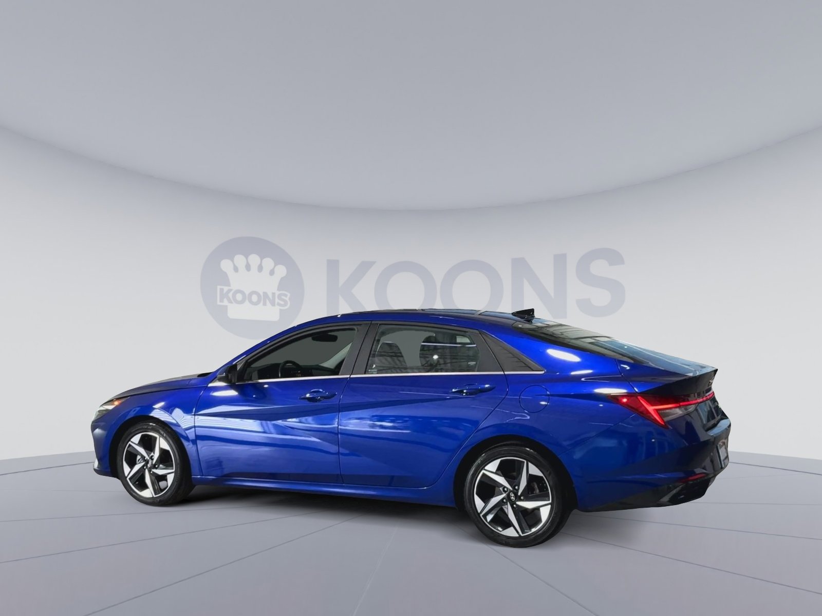 Used 2023 Hyundai Elantra Limited image 8