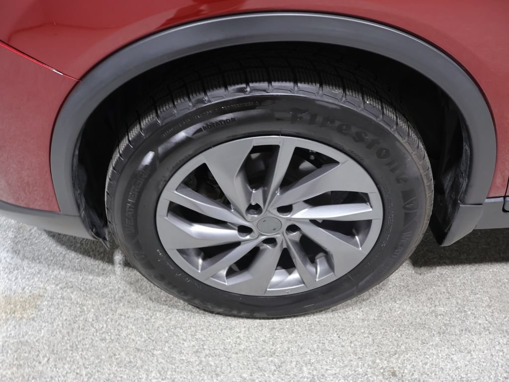 Used 2016 Nissan Rogue SL AWD/4WD image 9