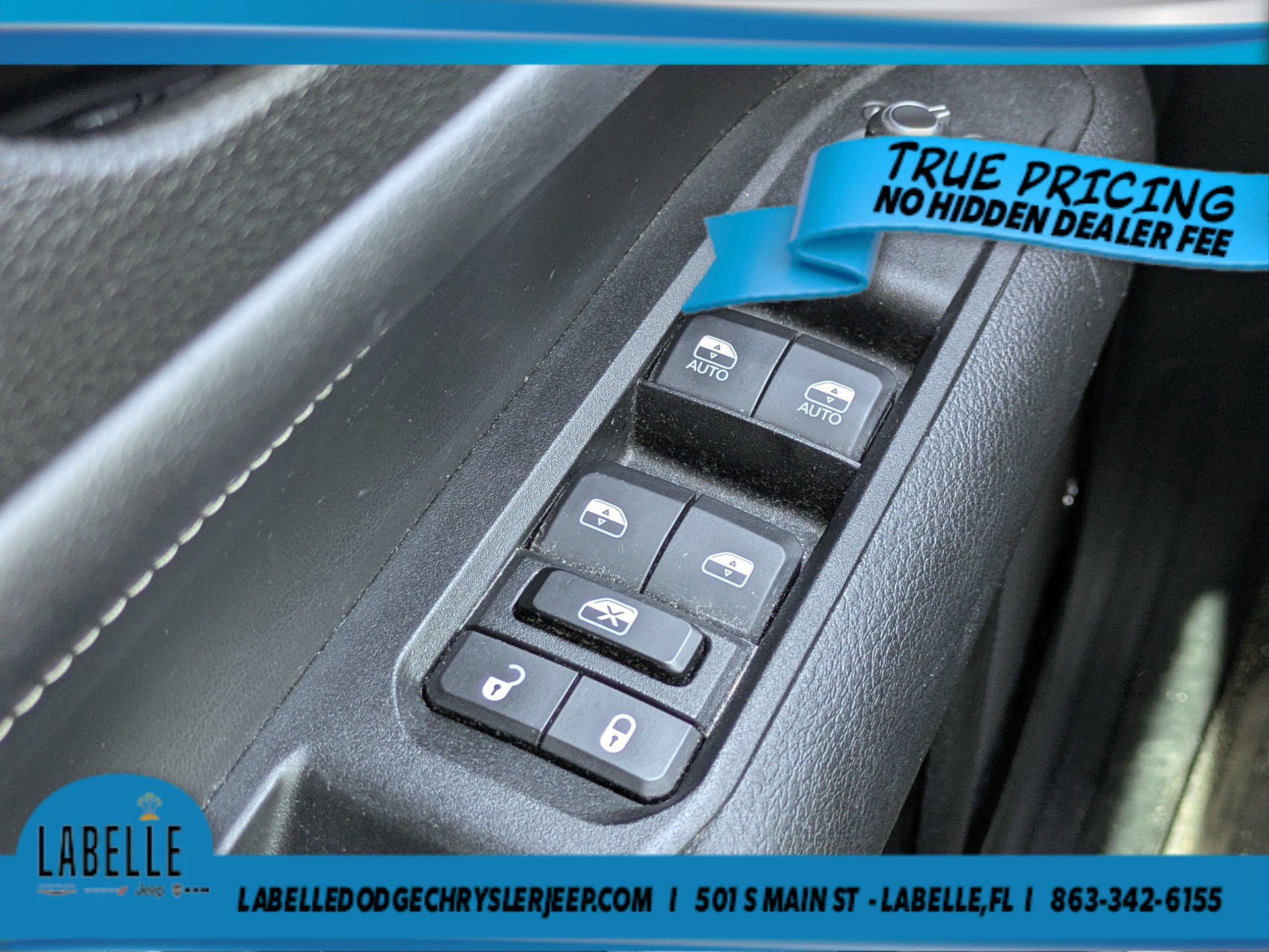 Used 2022 Jeep Compass Latitude FWD image 18
