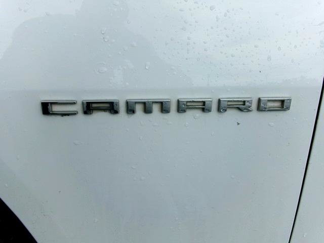 Used 2015 Chevrolet Camaro SS RWD image 29