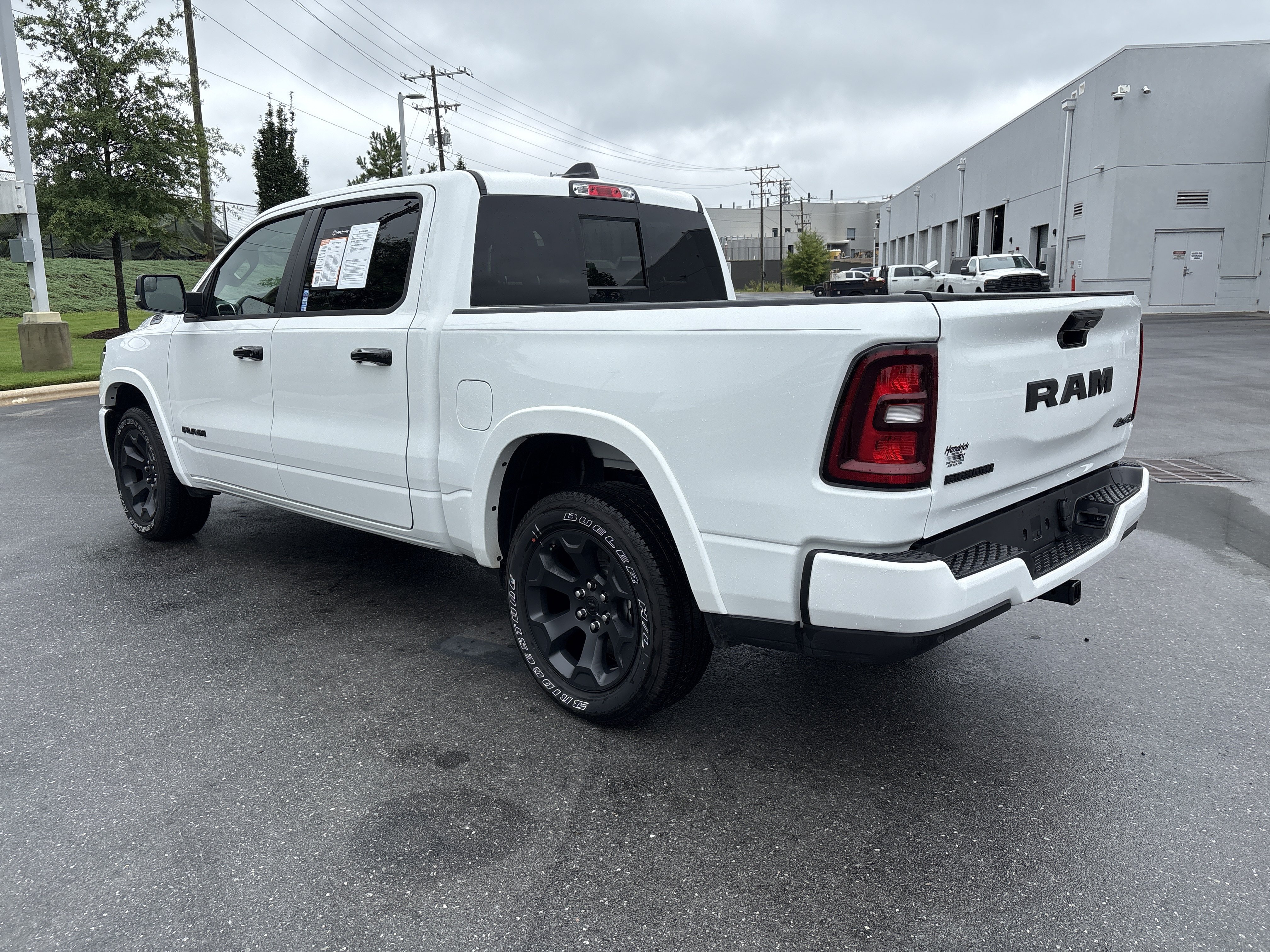 Certified 2025 RAM 1500 Big Horn w/ Night Edition AWD/4WD image 7