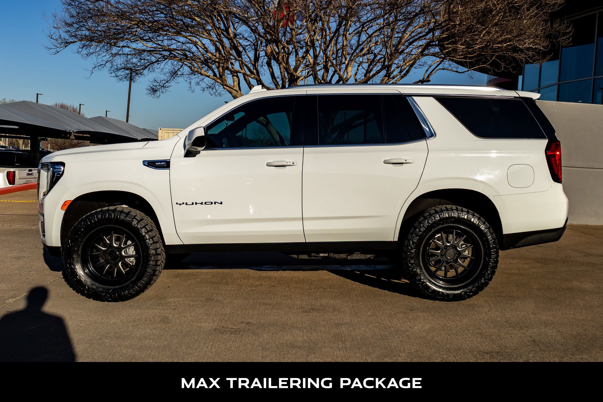 Used 2023 GMC Yukon SLE w/ Max Trailering Package image 6