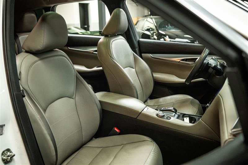 Used 2023 INFINITI QX50 Luxe w/ Cargo Package image 15