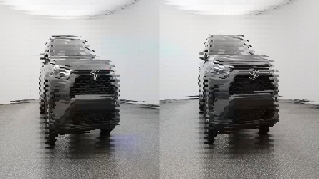 New 2025 Toyota RAV4 XLE image 30