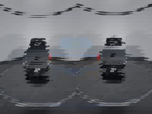 Used 2018 Toyota Tacoma Limited image 7