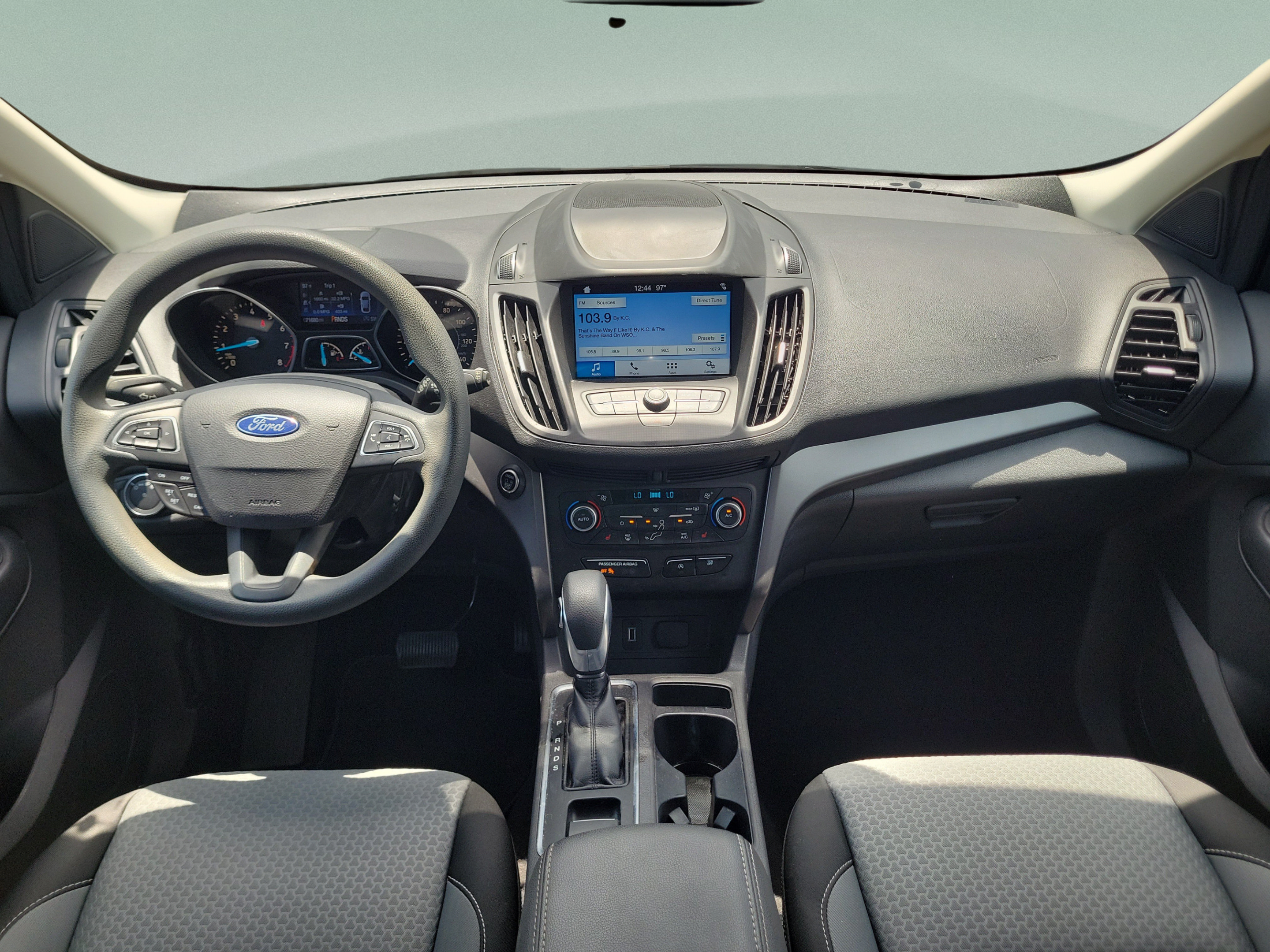 Used 2019 Ford Escape SE FWD image 11