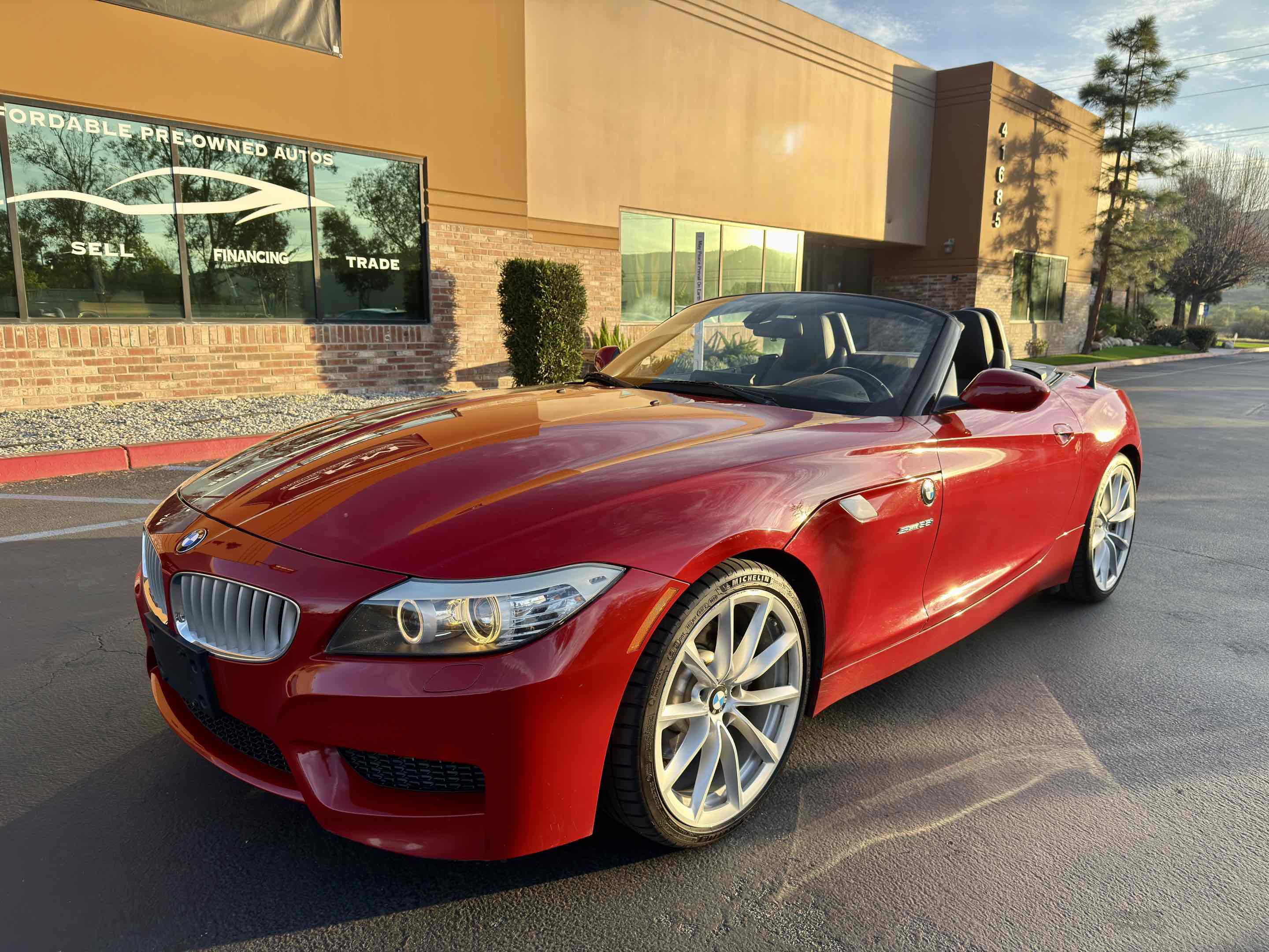 Used 2012 BMW Z4 sDrive35i image 5