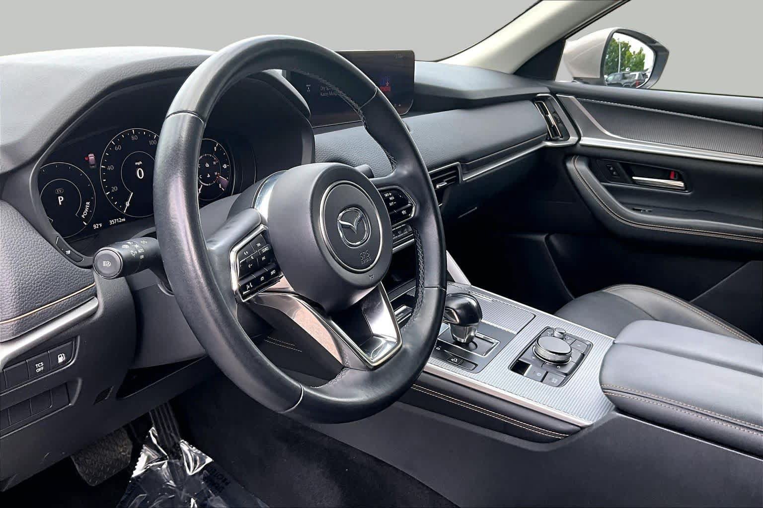 Used 2024 MAZDA CX-90 Plug-In Hybrid w/ Preferred AWD/4WD image 18