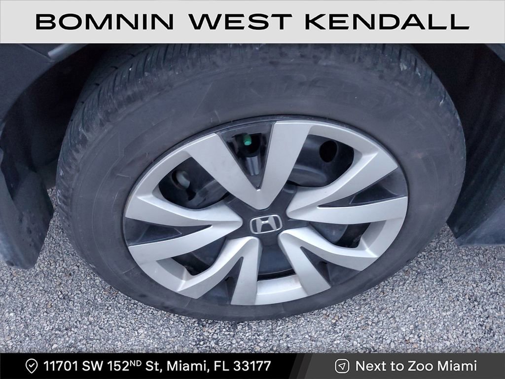 Used 2023 Honda Civic LX image 9